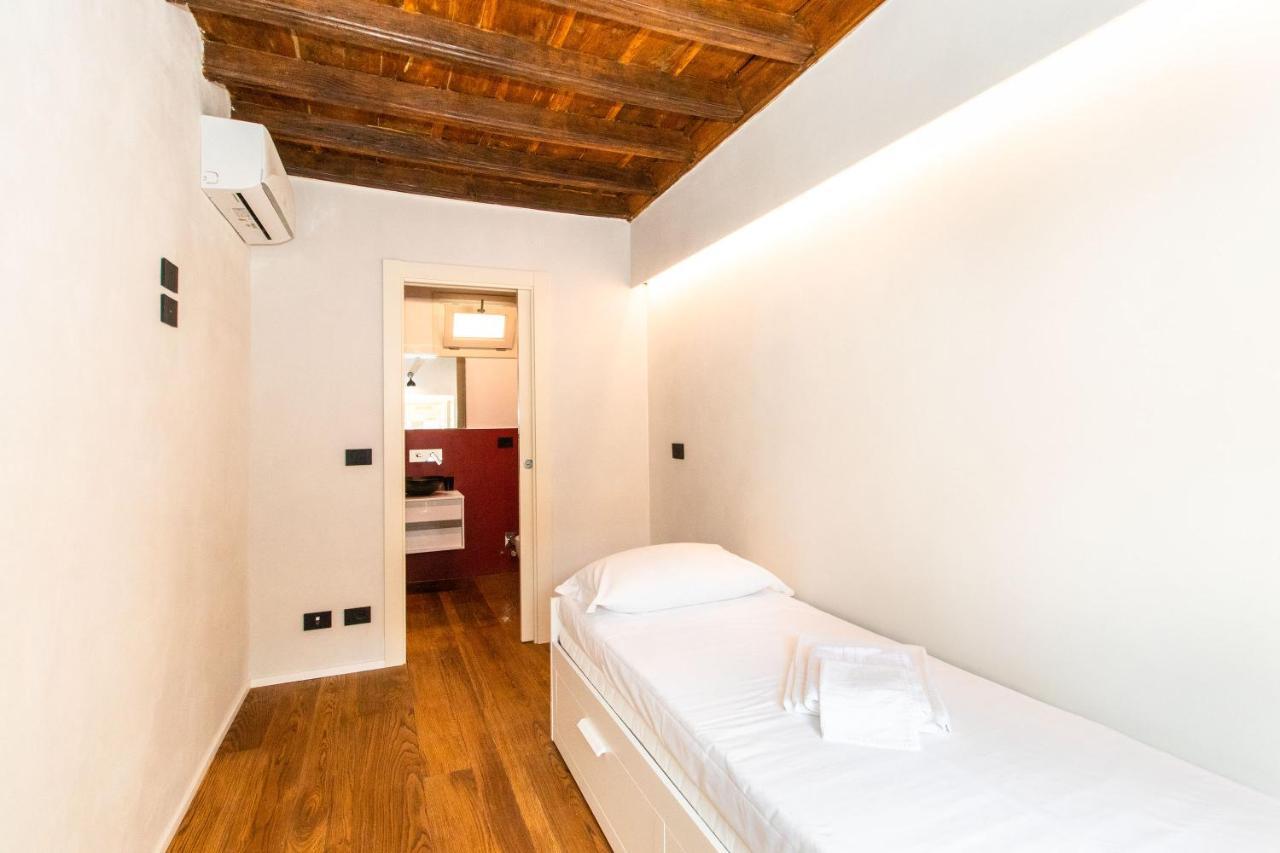 Stylish Quardilatero Romano Central Flat Turyn Zewnętrze zdjęcie