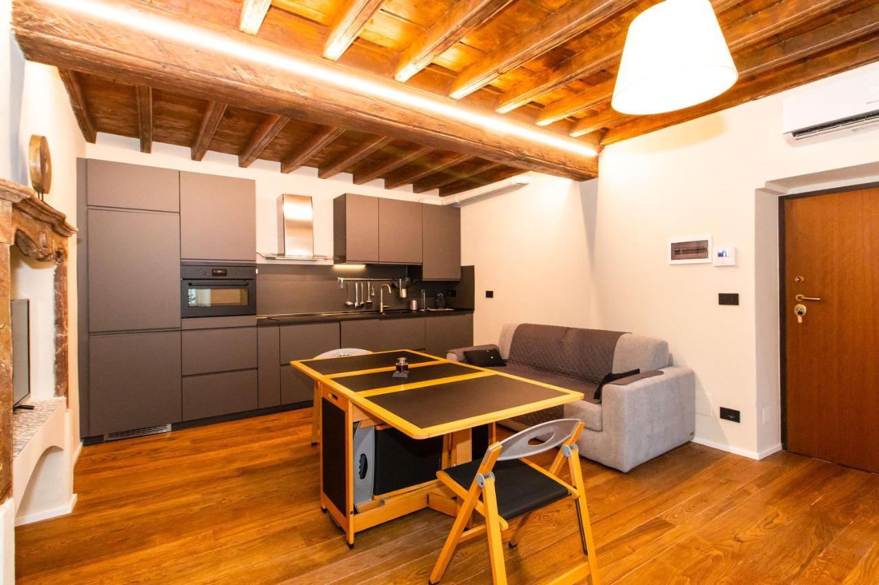 Stylish Quardilatero Romano Central Flat Turyn Zewnętrze zdjęcie