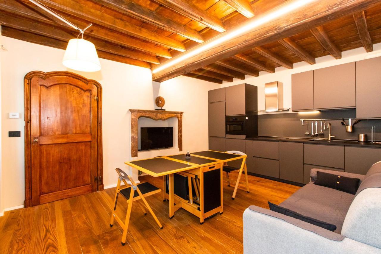 Stylish Quardilatero Romano Central Flat Turyn Zewnętrze zdjęcie