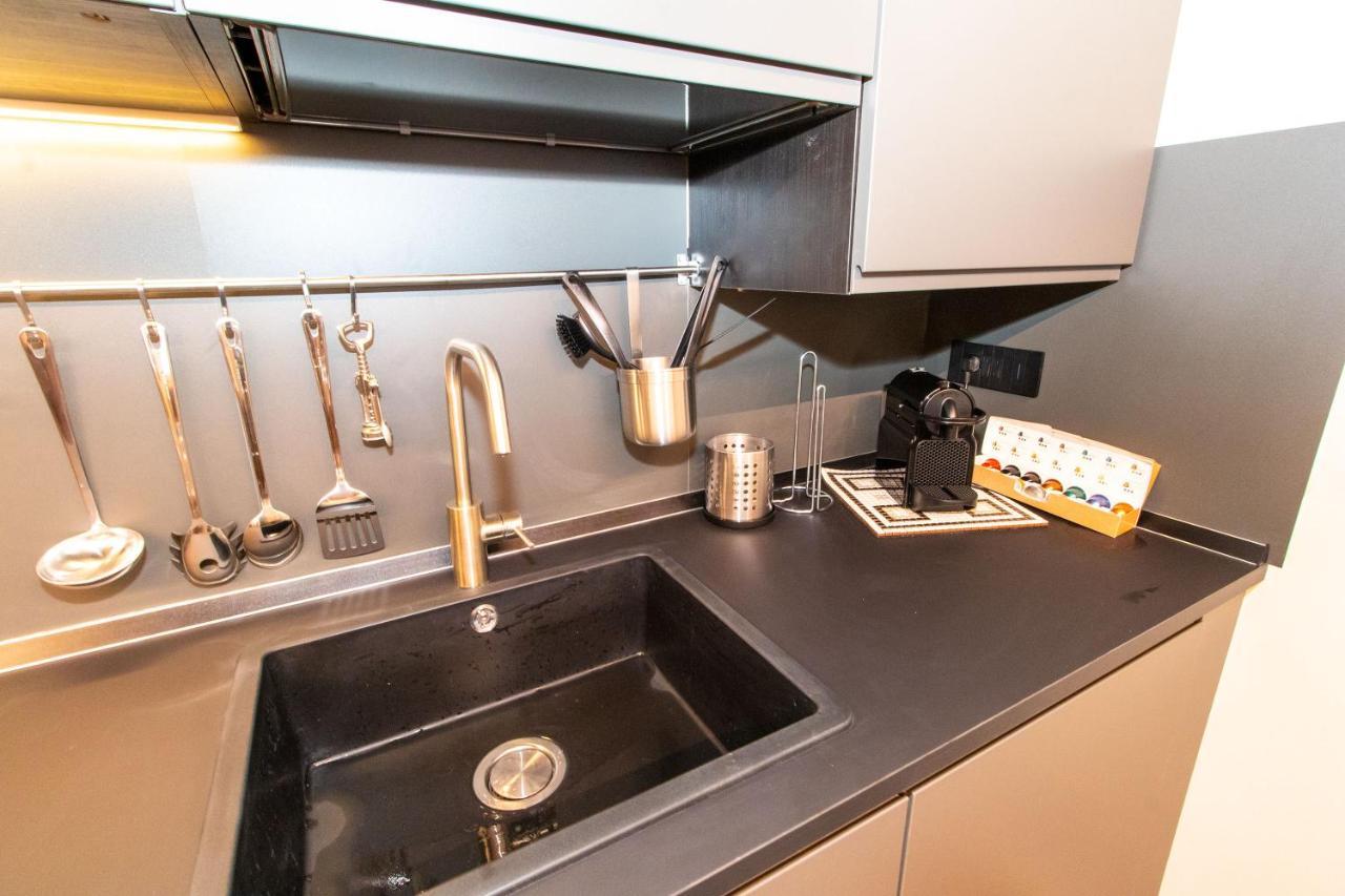 Stylish Quardilatero Romano Central Flat Turyn Zewnętrze zdjęcie